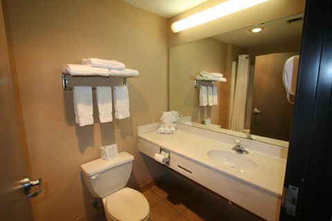 Express Kansas - By Ihg Bonner Springs